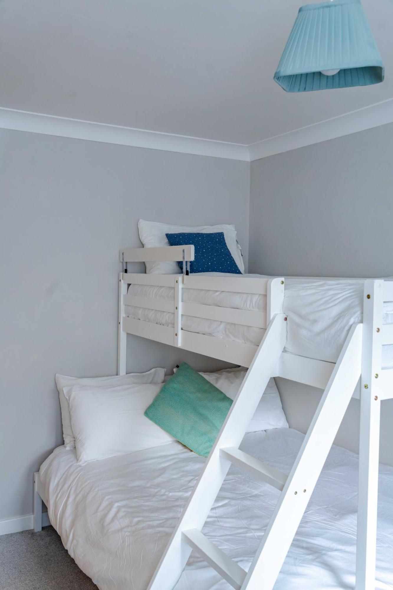 Modern Apartment Near Old Town With Parking مارجيت المظهر الخارجي الصورة